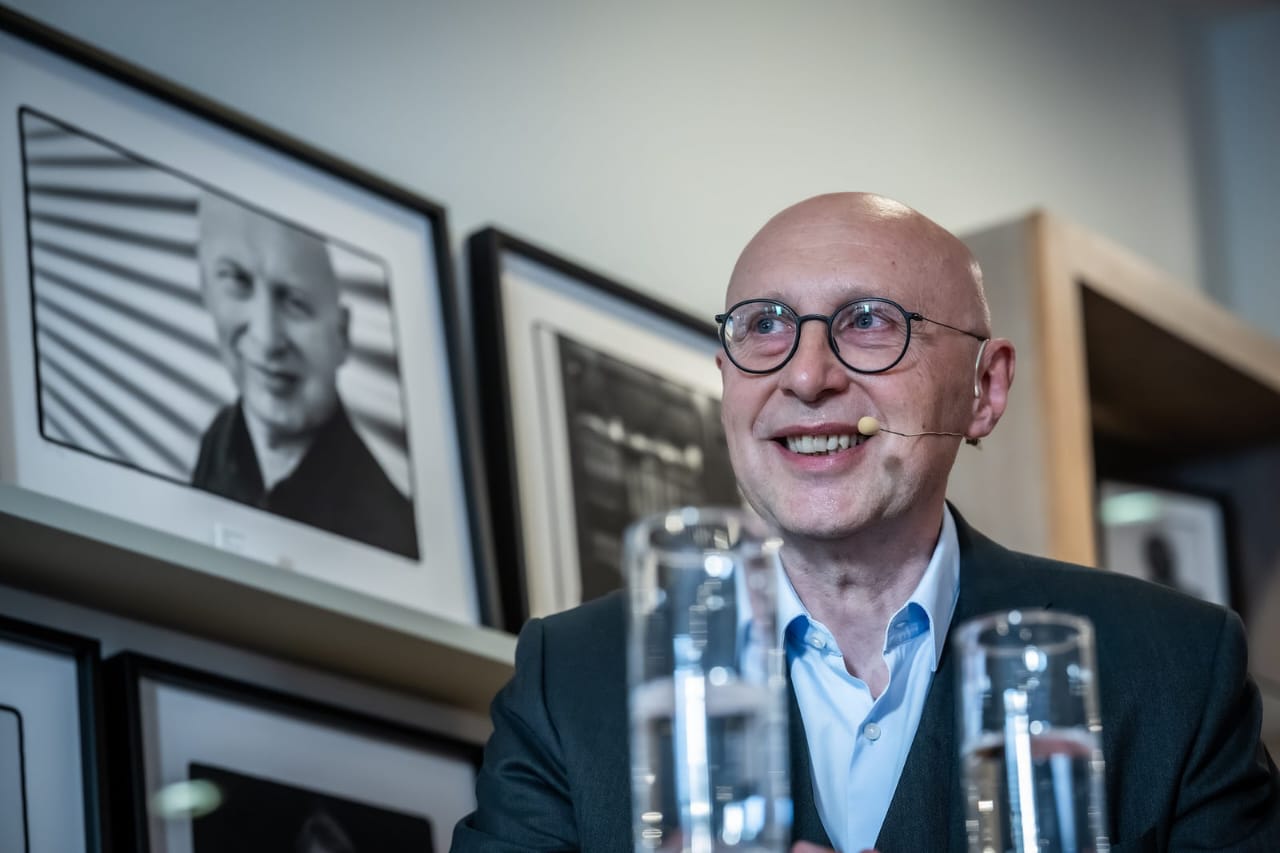 Le prix Nobel Stefan Hell : pourquoi la liberté scientifique demeure essentielle à l'ère de l'intelligence artificielle?
